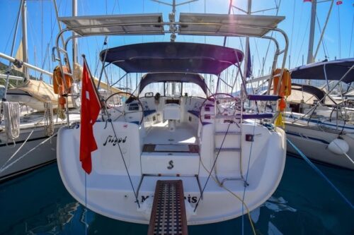 Yacht Image 6