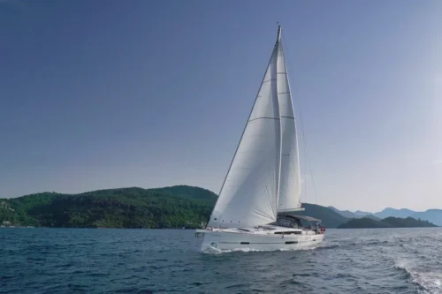 Yacht Image 8
