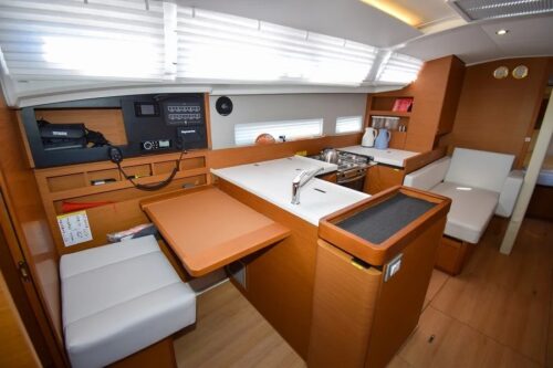 Yacht Image 6