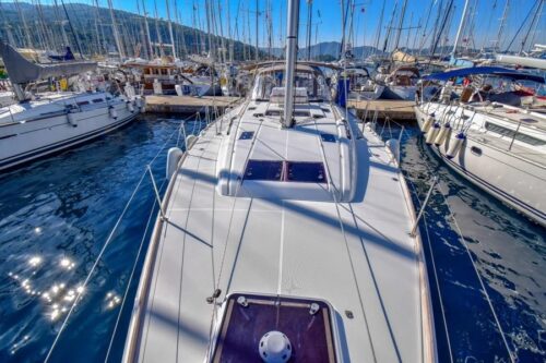 Yacht Image 9