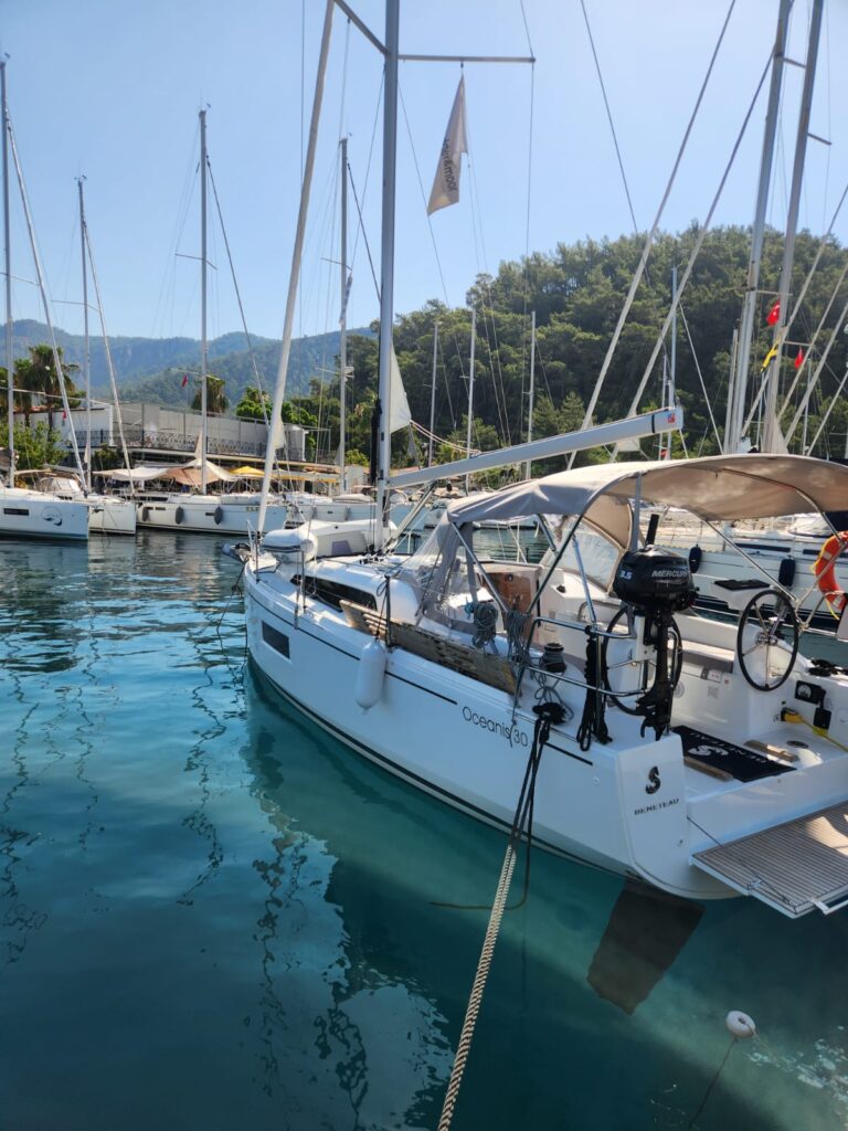 Yacht Image 10
