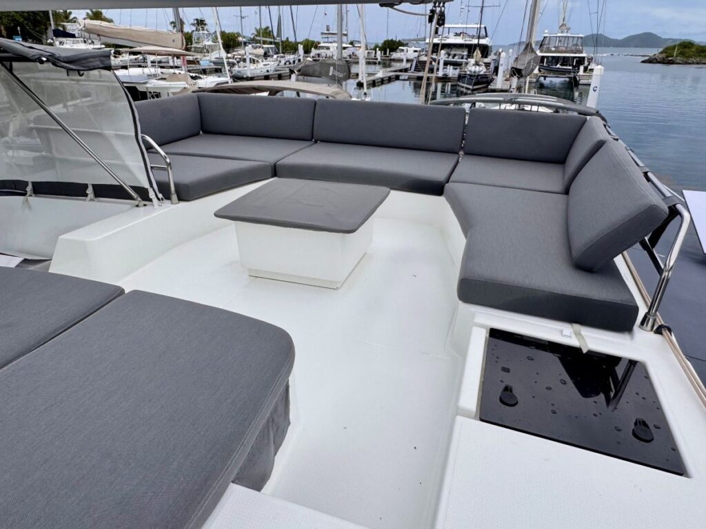 Yacht Image 6