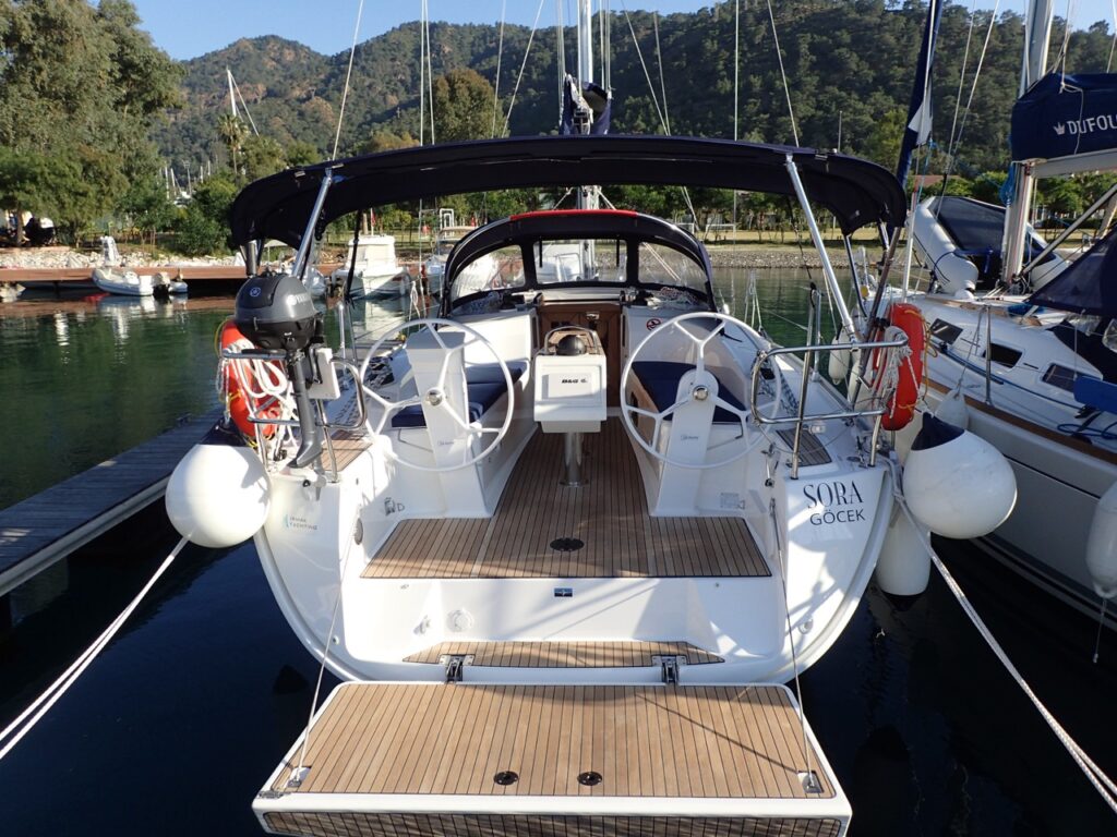 Yacht Image 4