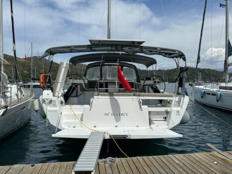 Yacht Image 4