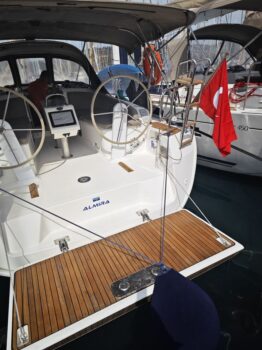 Yacht Image 5