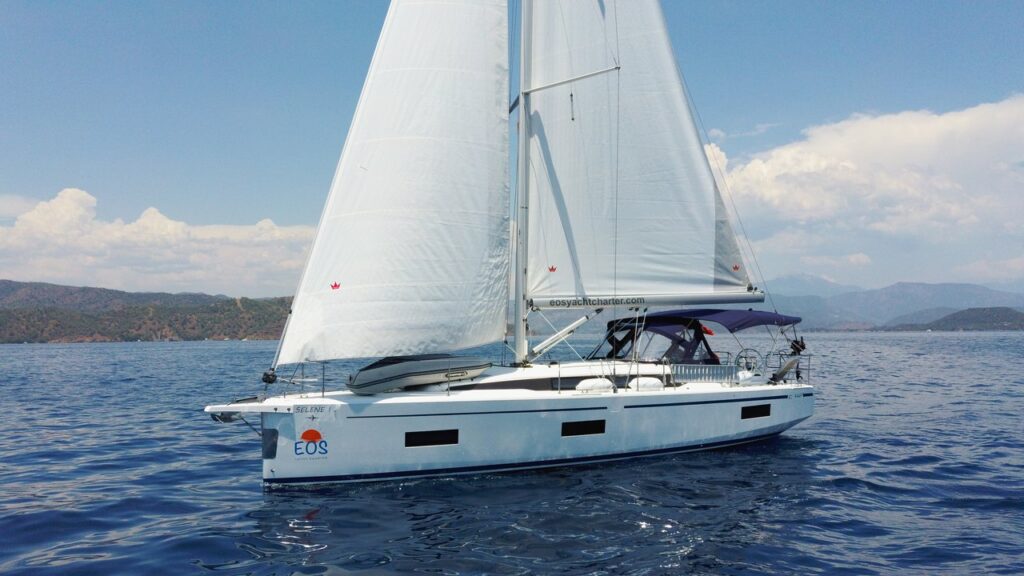 Yacht Image 3