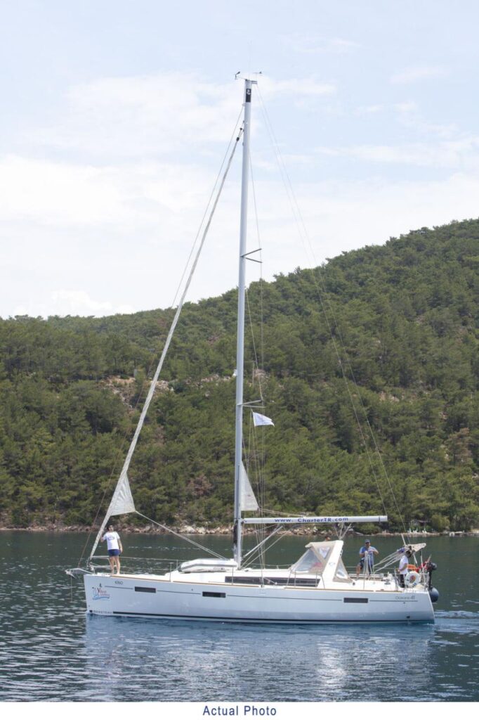 Yacht Image 6