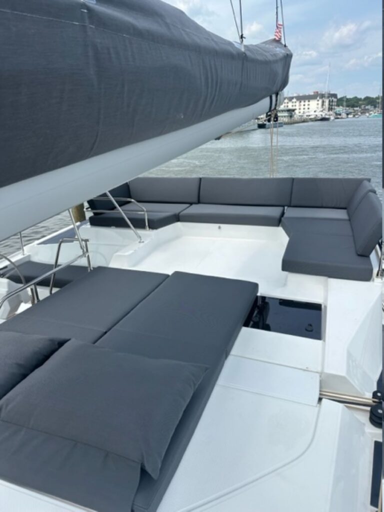 Yacht Image 12