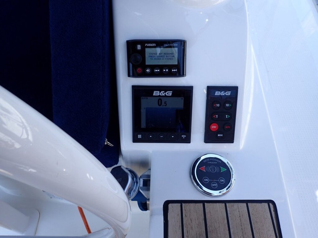 Yacht Image 11