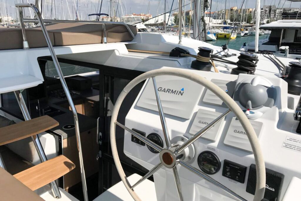 Yacht Image 10