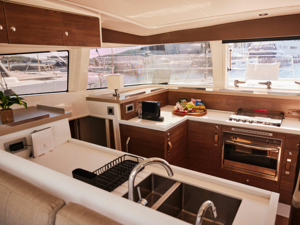 Yacht Image 5