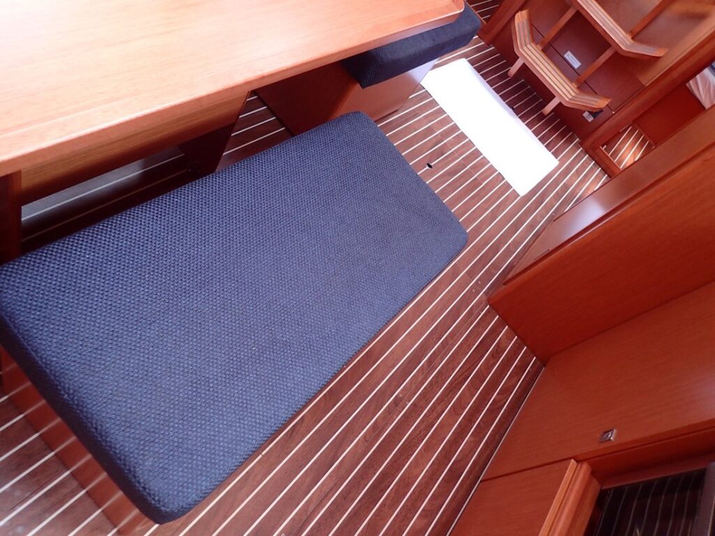Yacht Image 20