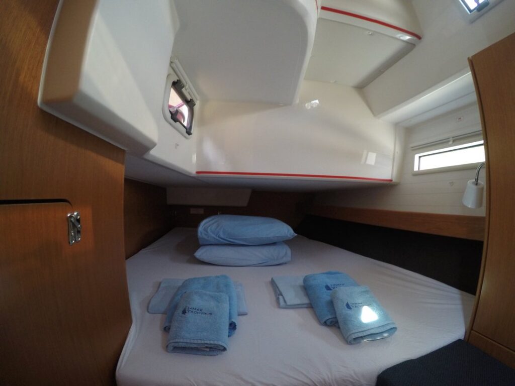 Yacht Image 23