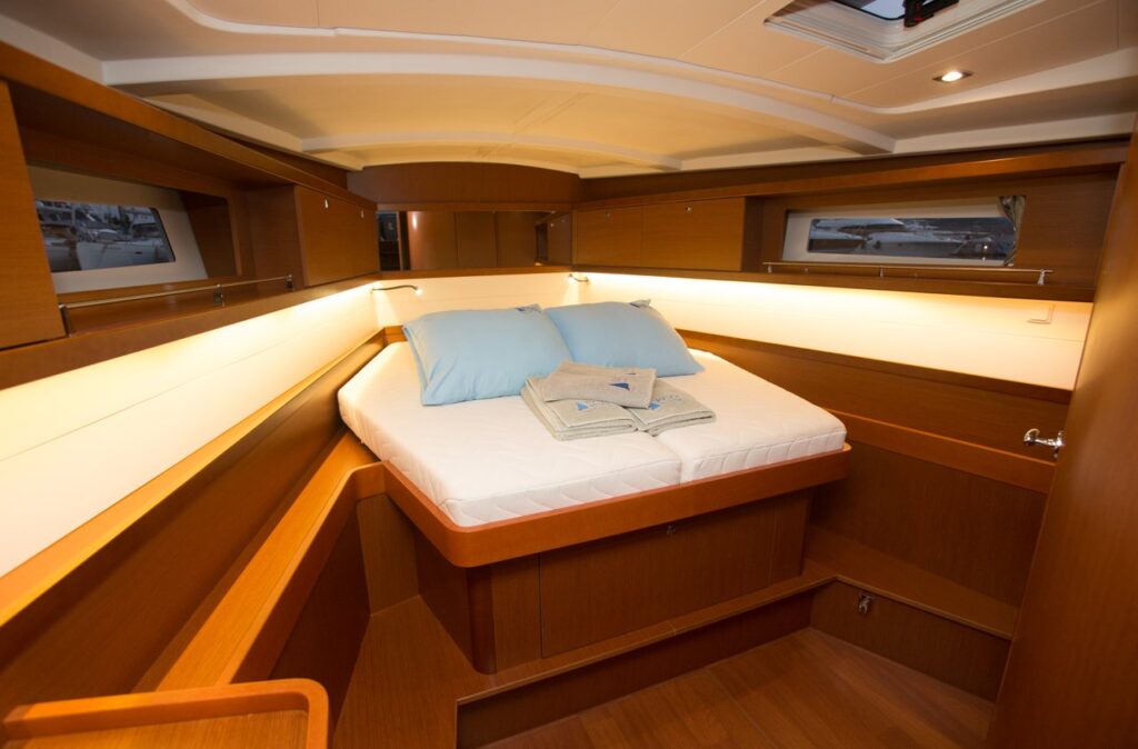 Yacht Image 7