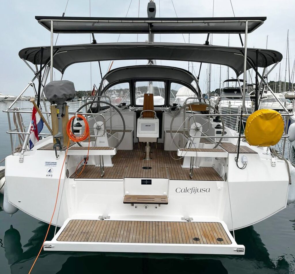 Yacht Image 1