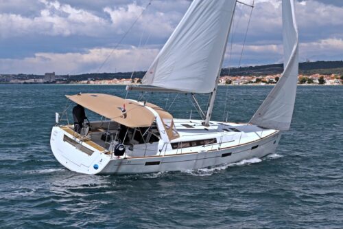 Yacht Image 1
