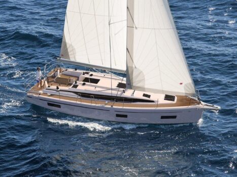 Yacht Image 5