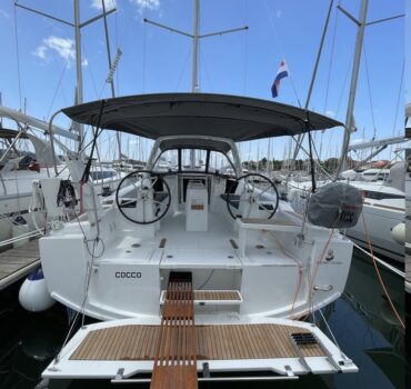 Yacht Image 1