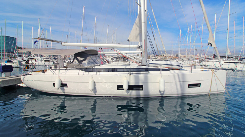 Yacht Image 2
