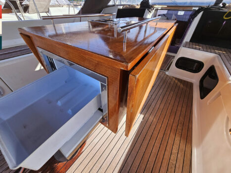 Yacht Image 7