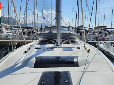 Yacht Image 9