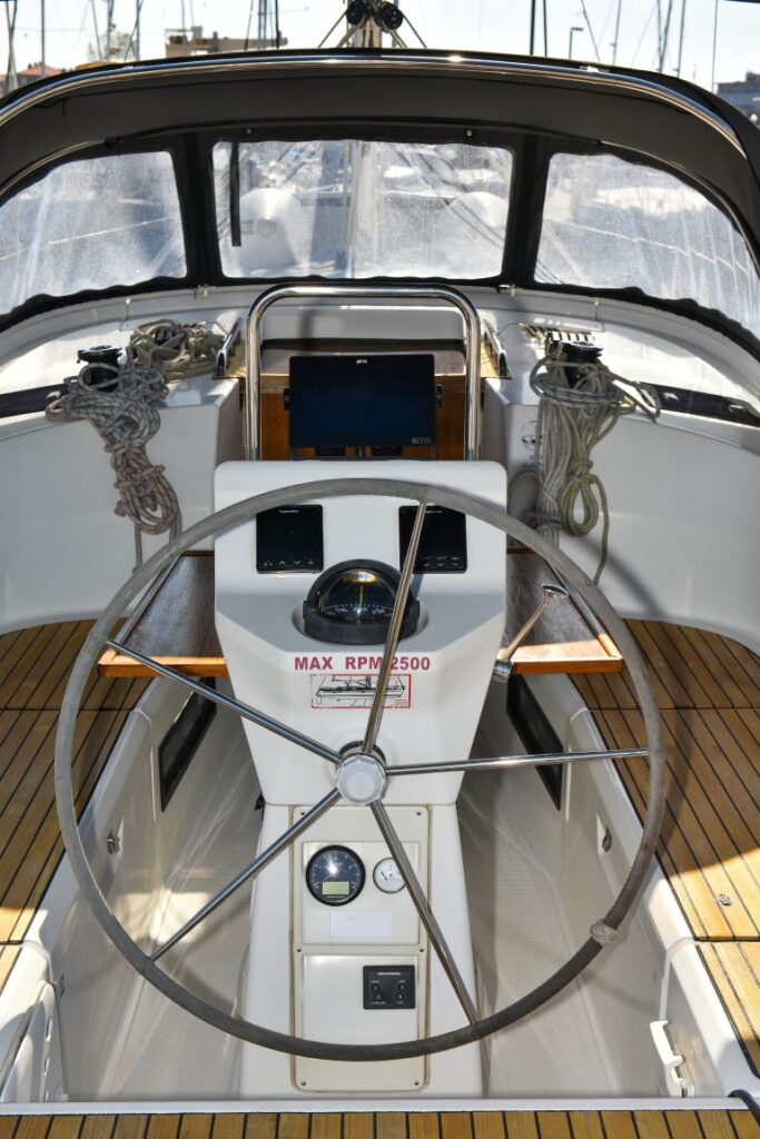 Yacht Image 6