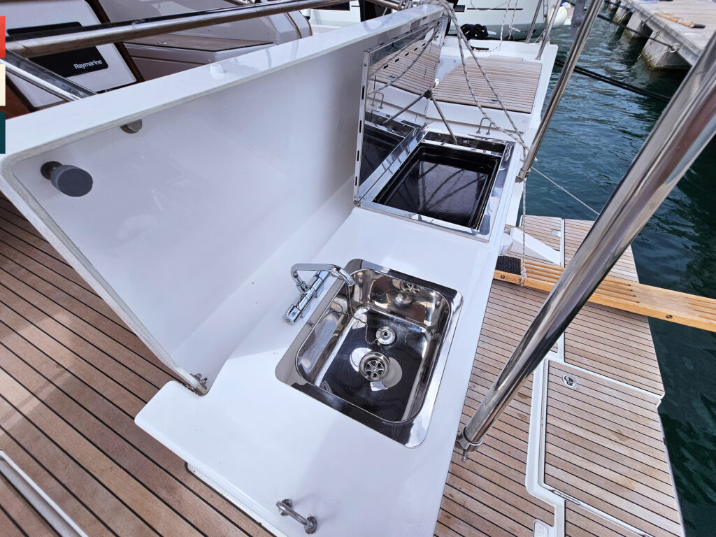 Yacht Image 14