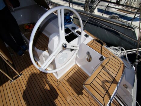 Yacht Image 5