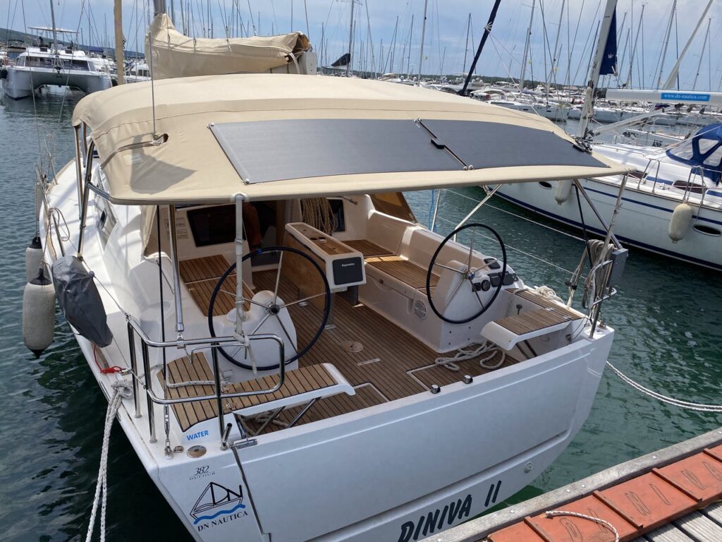 Yacht Image 6