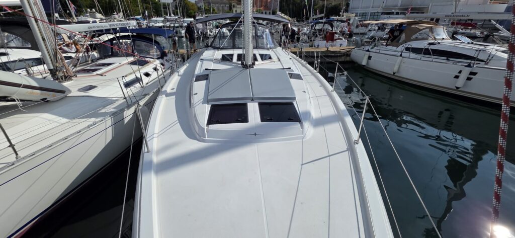 Yacht Image 7
