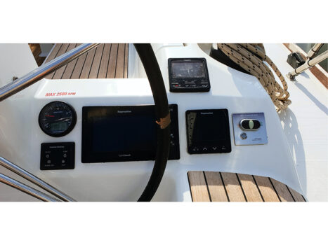 Yacht Image 6