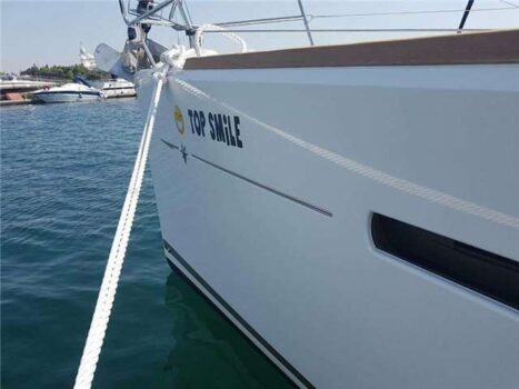 Yacht Image 7