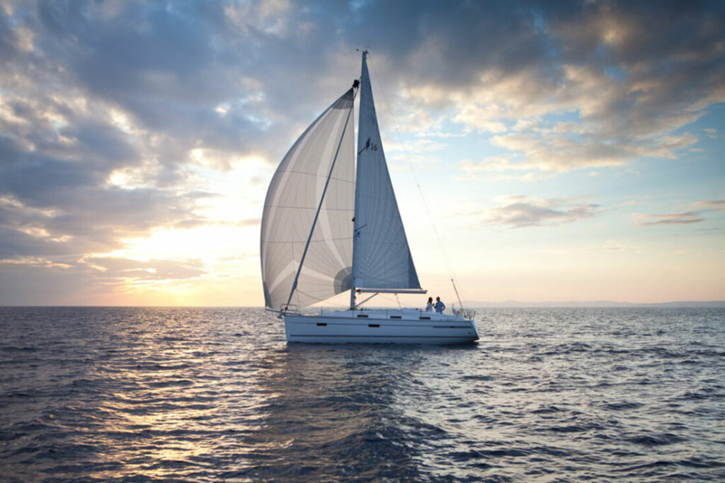 Yacht Image 9