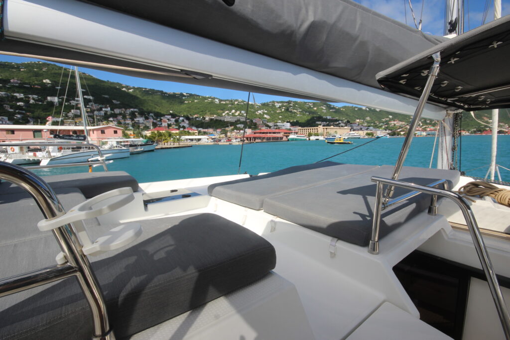 Yacht Image 12