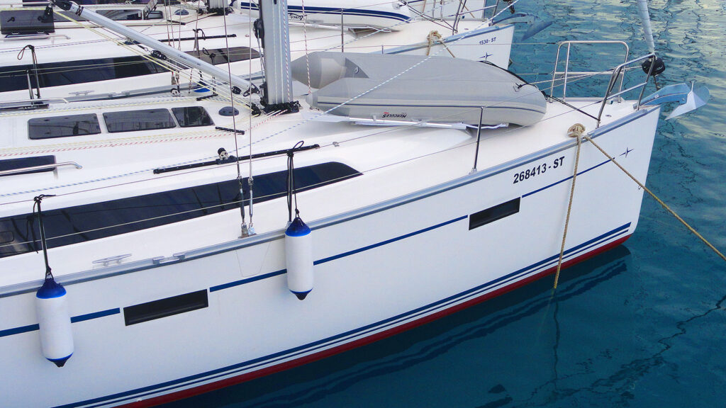 Yacht Image 10