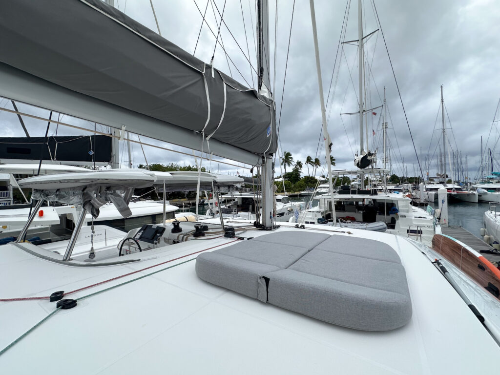 Yacht Image 12
