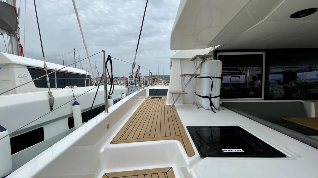 Yacht Image 15
