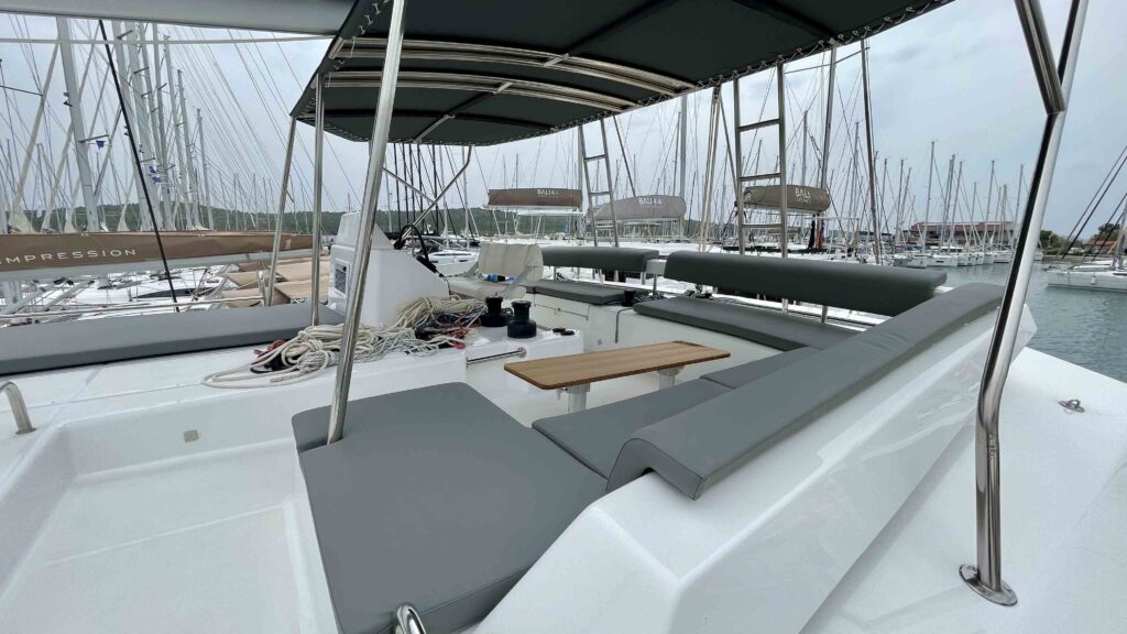 Yacht Image 23