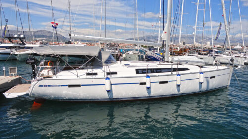 Yacht Image 8