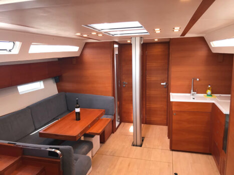 Yacht Image 5