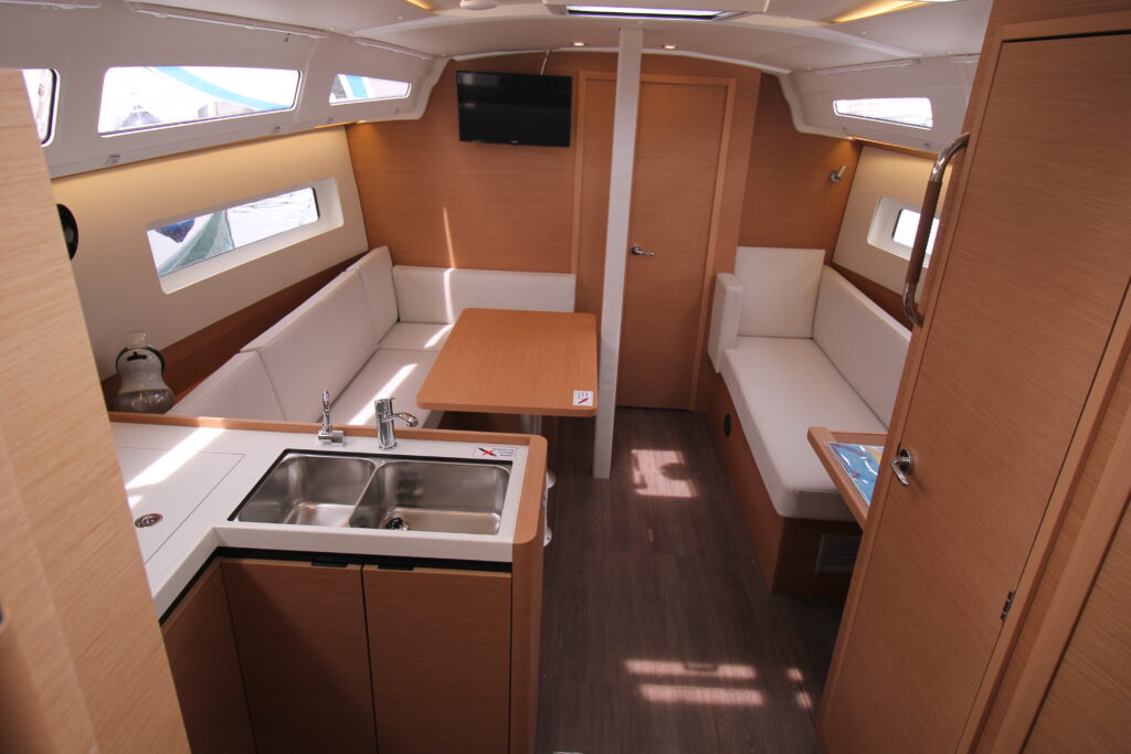 Yacht Image 5