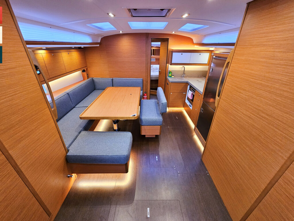 Yacht Image 23