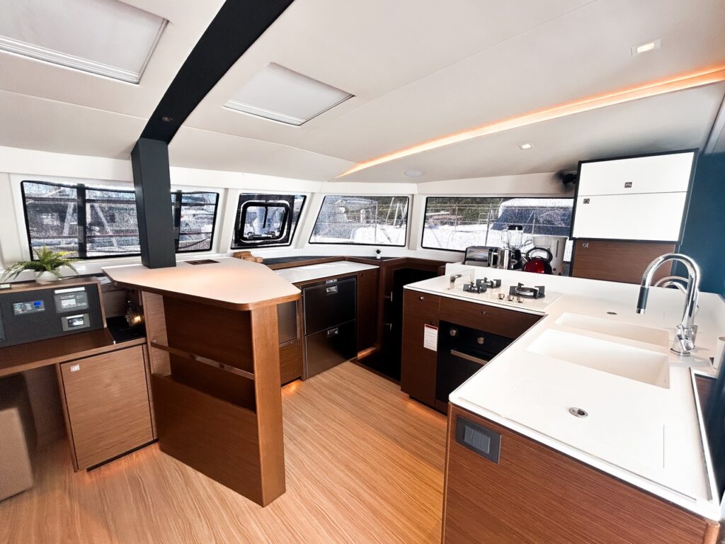 Yacht Image 20