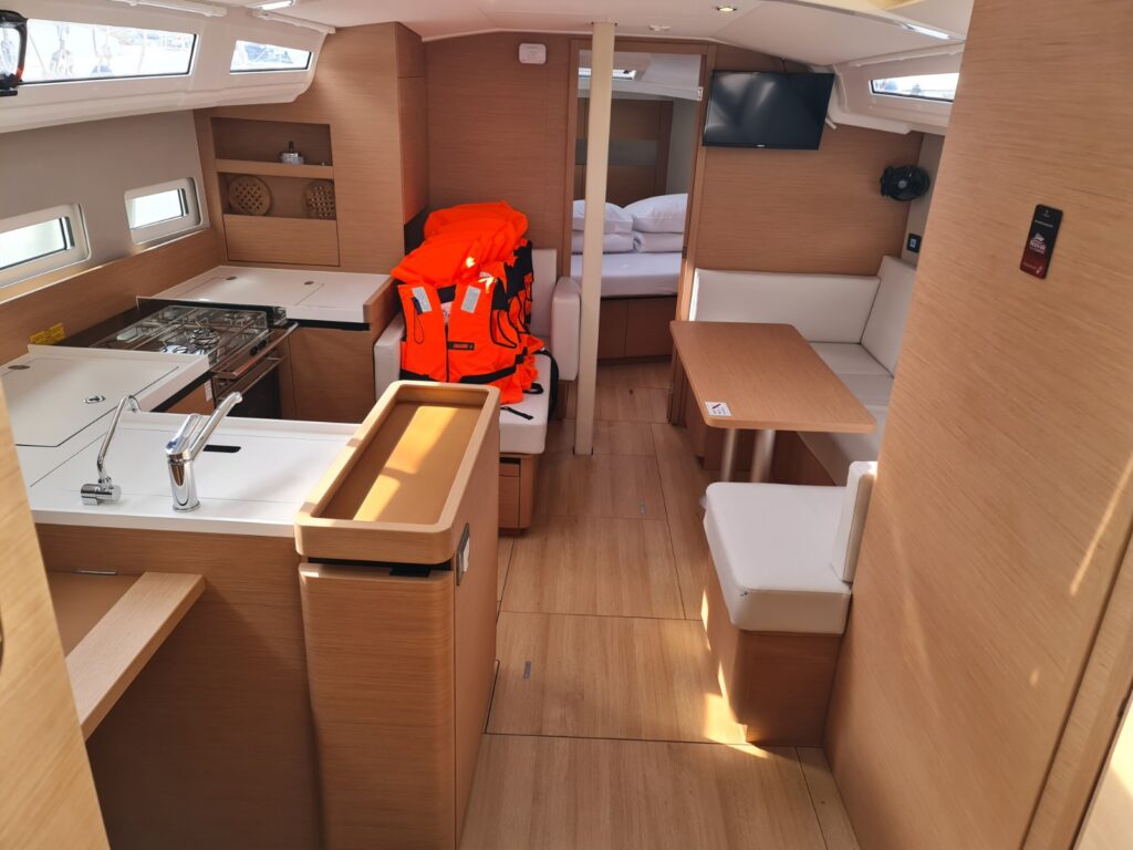 Yacht Image 3