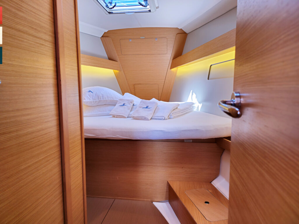 Yacht Image 31