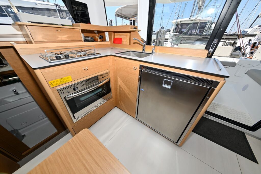 Yacht Image 20