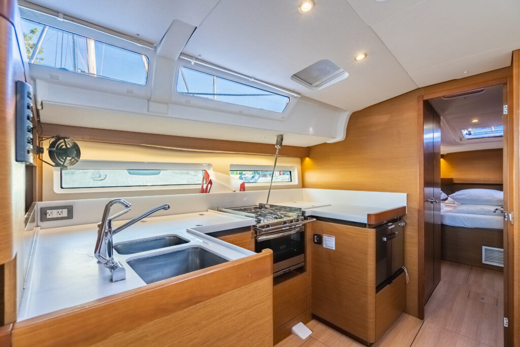 Yacht Image 20
