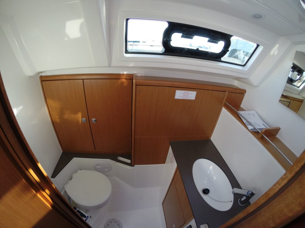 Yacht Image 10