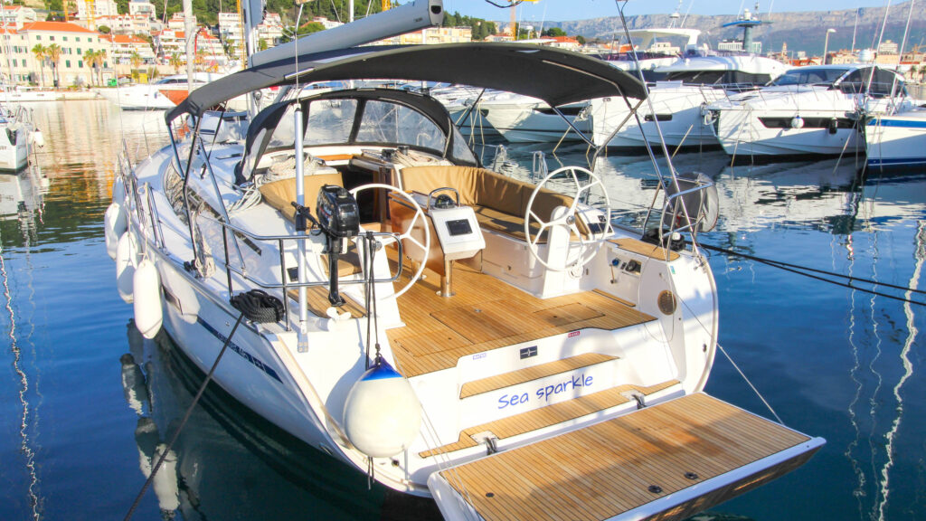 Yacht Image 31