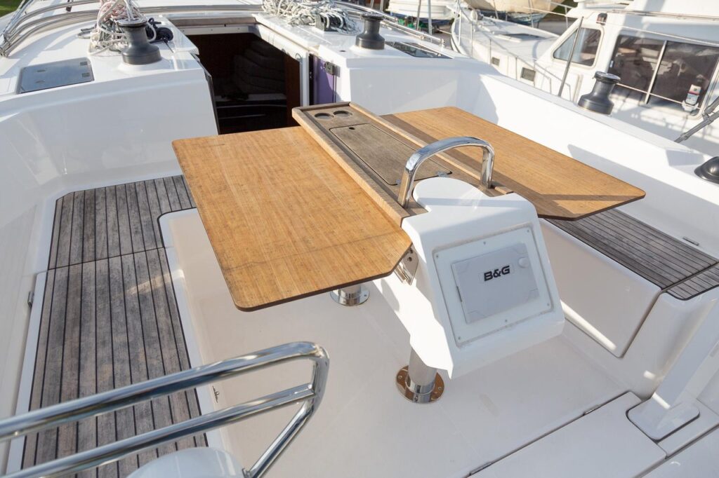 Yacht Image 22